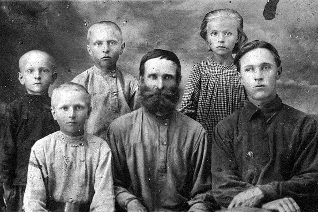 Раскулаченные. Семьи репрессированных. Арестованные в 1938 году. Портреты репрессированных. Репрессированные люди.