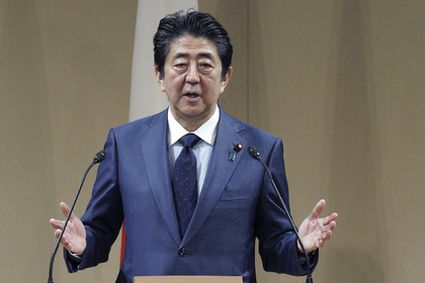 Колясников: Ну хоть два острова отдайте, я ж на могиле клялся, землю ел (с) премьер Японии Синдзо Абэ